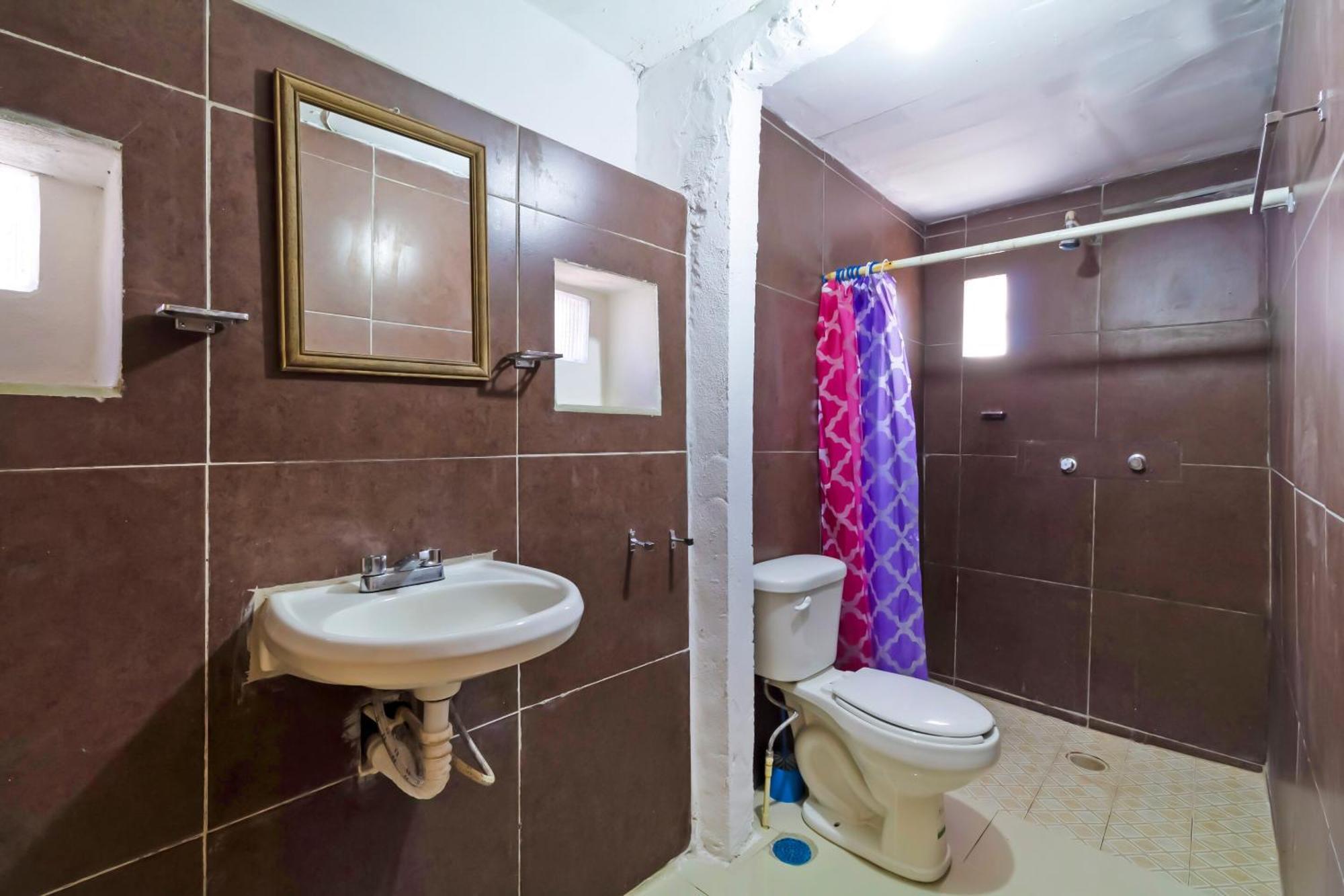 Oyo Hotel Punta Guadalupe, San Cristóbal de Las Casas エクステリア 写真
